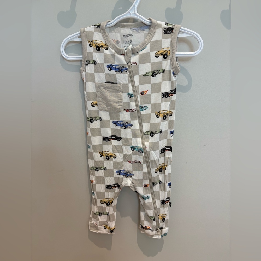 Kyte Baby Sleeveless Zippered Romper in Hot Wheels Fast & Fierce